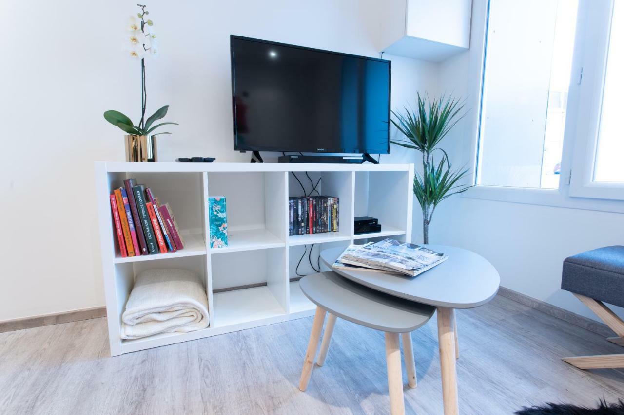 Appartement Au Pied De La Cathedrale Реймс Екстериор снимка